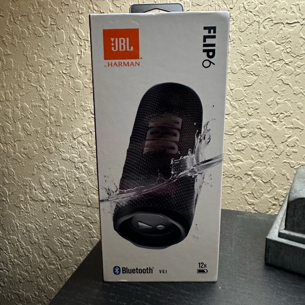 Harman Bluetooth Speaker Box - Black